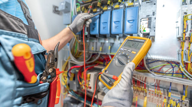 Best Affordable Emergency Electrician  in Chesterfield, MO